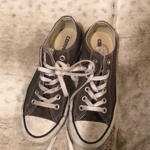 Grey converse